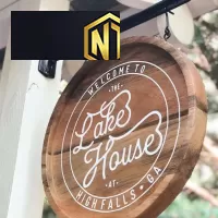 BẢNG HIỆU HÌNH TRÒN TREO BẰNG GỖ CHO TIỆM CAFE / QUÁN ĂN - BHG05